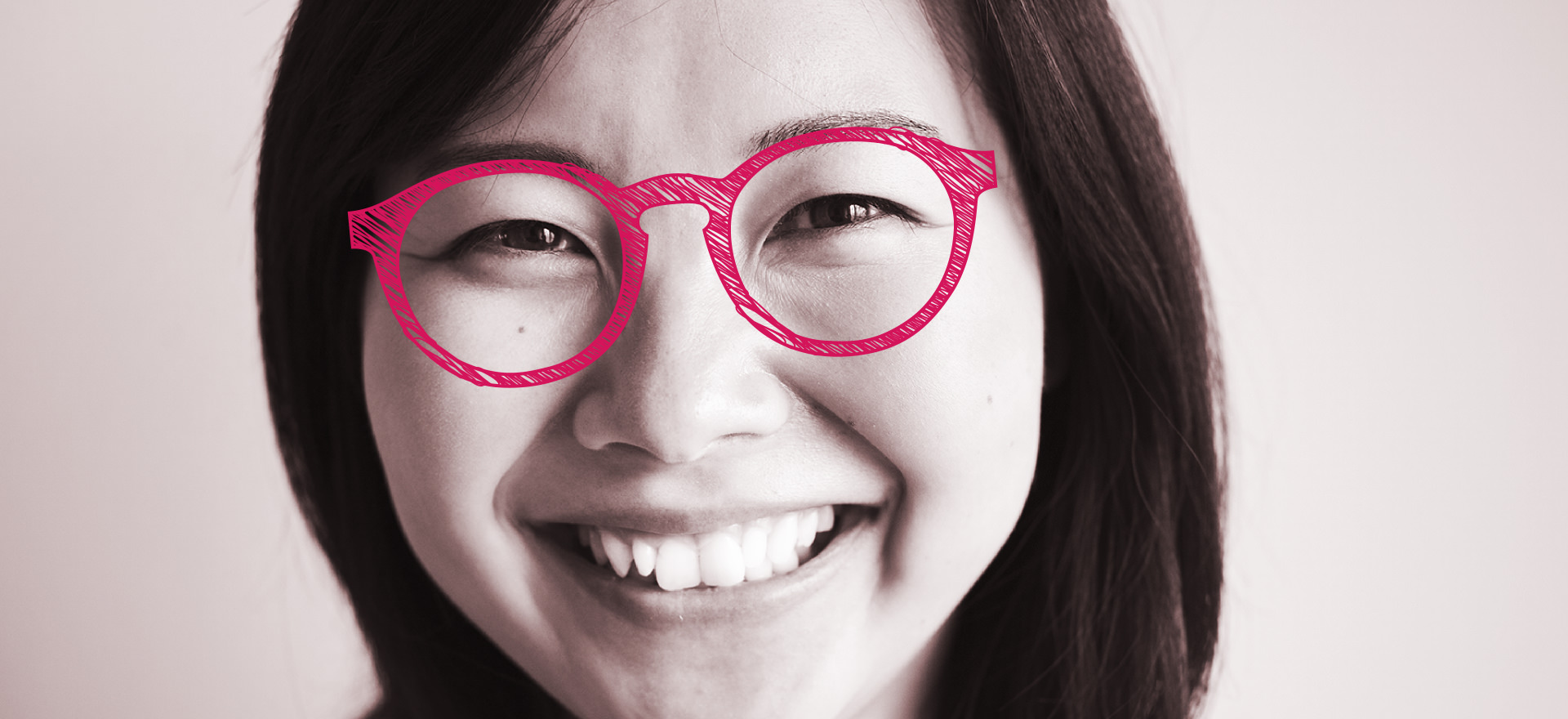 女性のメガネイメージ
